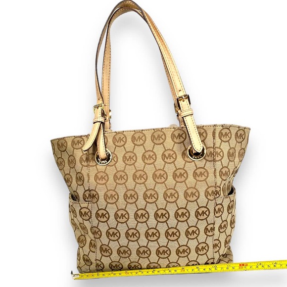 Michael Kors Tote Purse - Picture 3 of 16